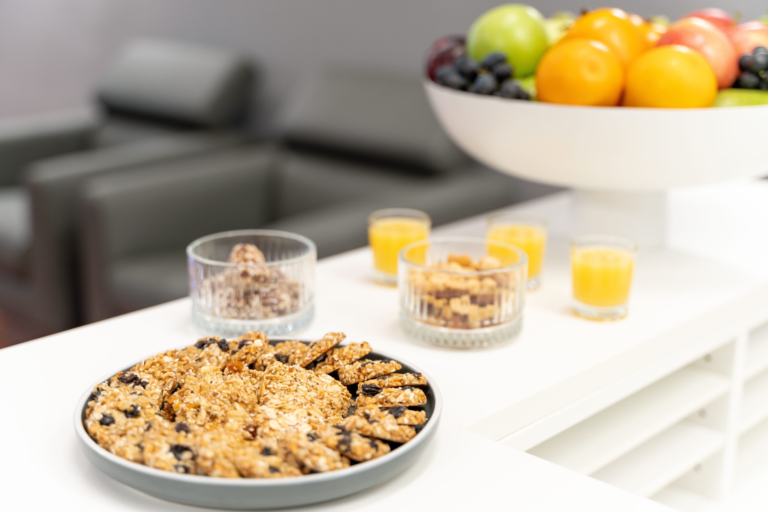 Gesunde Ernährung – Dr. med. Marion Azizi M.Sc. in Arnsberg Gesundes Frühstück zur Unterstützung der Präventions und Anti Aging Medizin in der Privatpraxis Dr. med. Marion Azizi M.Sc. in Arnsberg